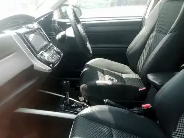 Toyota Fielder hybrid 