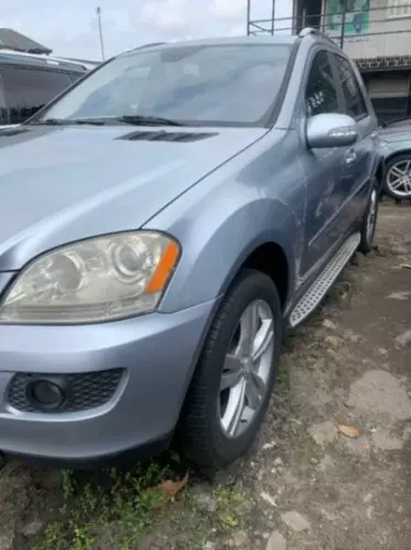 Mercedes-Benz ML 350