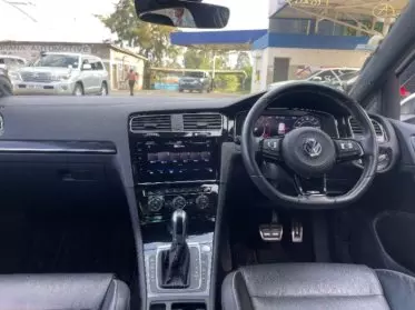 Volkswagen R
