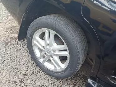 Toyota Land Cruiser V8