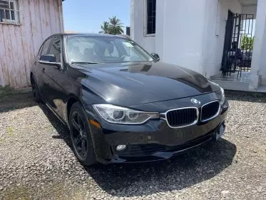 BMW 328i