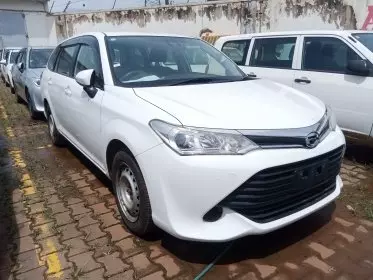 Toyota Fielder 