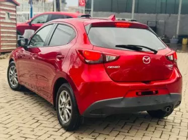 Mazda Demio