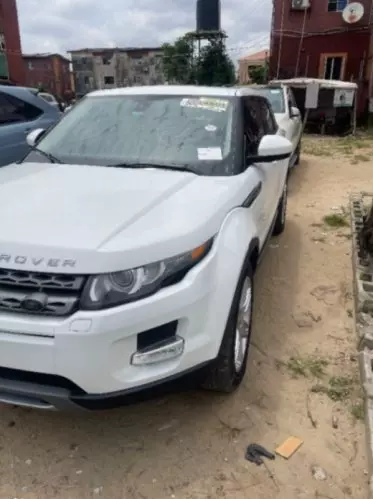 RANGE ROVER Vogue