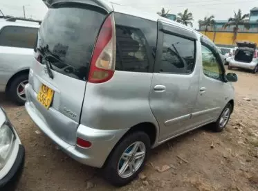 Toyota Fun cargo 