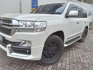 Toyota Landcruiser  V8