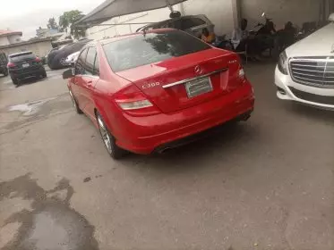 Mercedes-Benz C 300