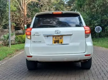 Toyota Vanguard 