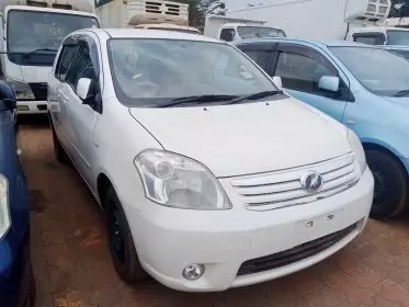Toyota Raum