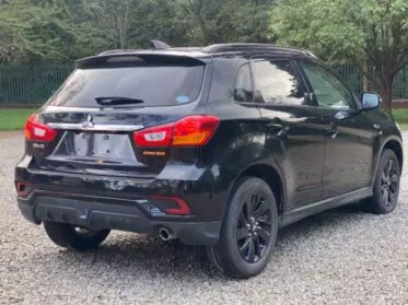 Mitsubishi RVR