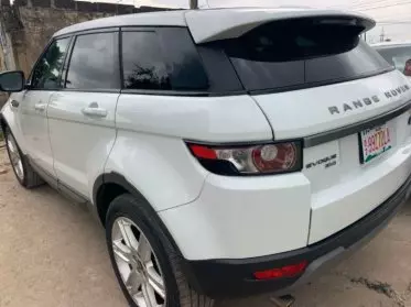 RANGE ROVER Vogue