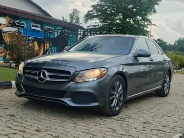 Mercedes-Benz C 300