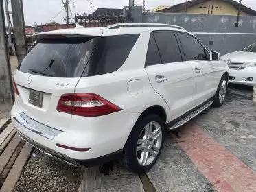 Mercedes-Benz ML 350