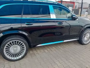 Mercedes-Benz MAYBACH