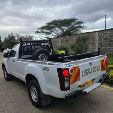 Isuzu D-Max