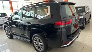 Toyota LAND CRUISER 300 LC300
