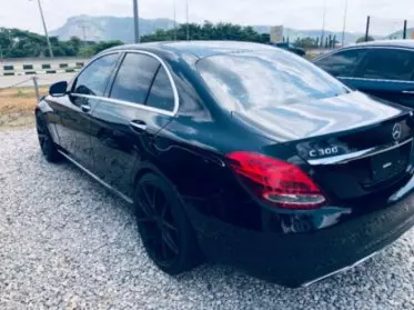 Mercedes-Benz C 300