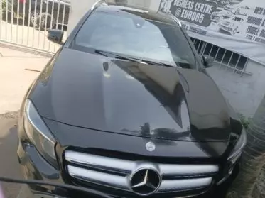 Mercedes-Benz 250