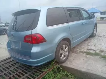 Volkswagen Routan