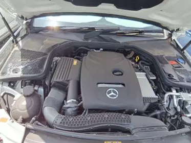 Mercedes-Benz C200
