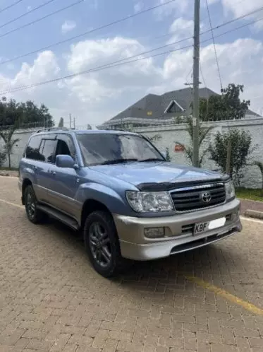 Toyota Land Cruiser