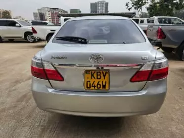 Toyota Premio