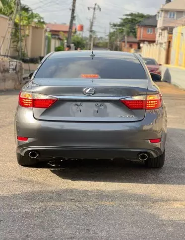 Lexus ES 350