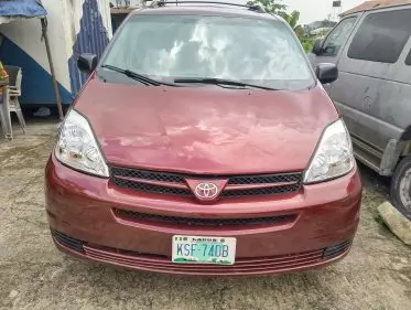 Toyota Sienna