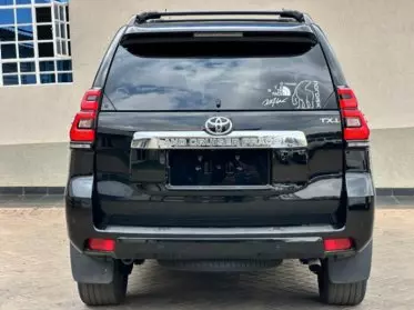 Toyota Landcruiser Prado