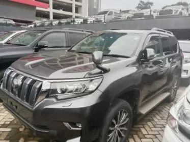 Toyota Landcruiser Prado