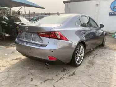 Lexus IS 250