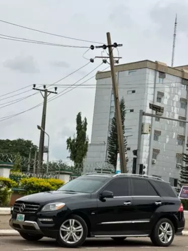 Mercedes-Benz ML 350