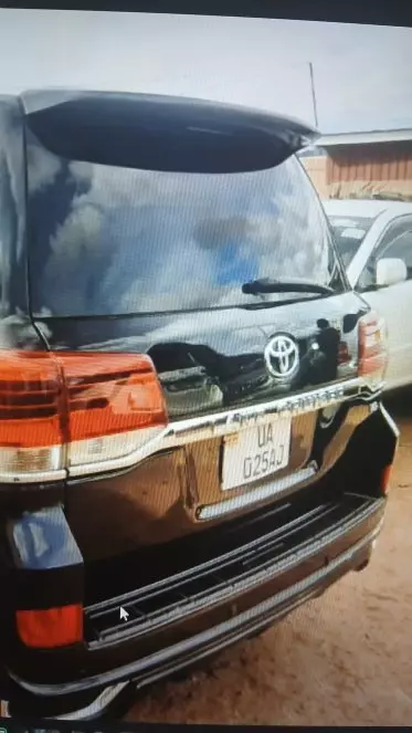 Toyota Land Cruiser V8