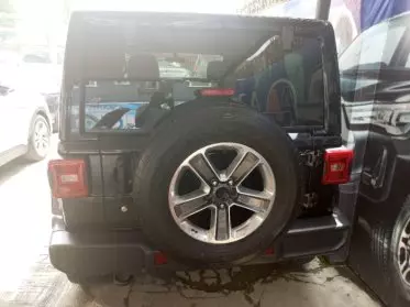 JEEP Wrangler Sahara