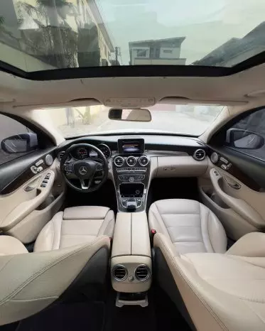 Mercedes-Benz C 300