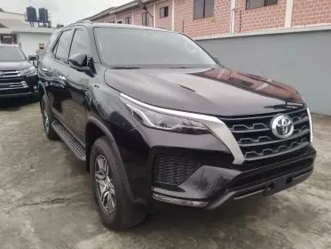 Toyota Fortuner