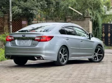 Subaru Legacy B4