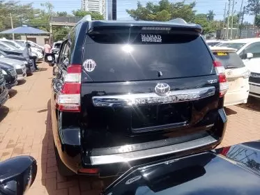 Toyota Landcruiser Prado