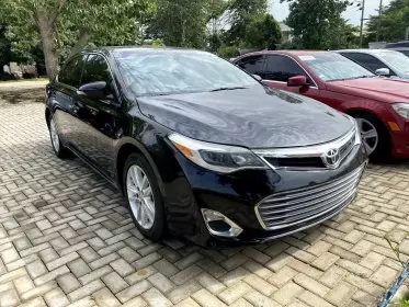 Toyota Avalon