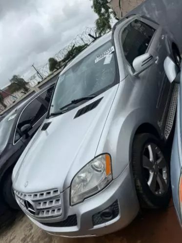 Mercedes-Benz ML 350