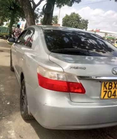 Toyota Premio