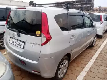 Toyota Passo Sette