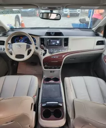 Toyota Sienna