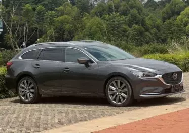 Mazda Atenza