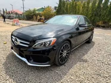 Mercedes-Benz C 300