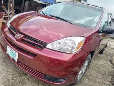 Toyota Sienna