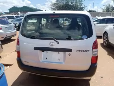 Toyota Succeed