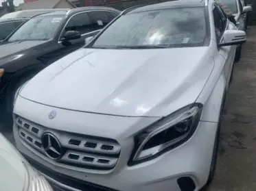 Mercedes-Benz GLA 250