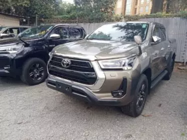 Toyota Hilux 