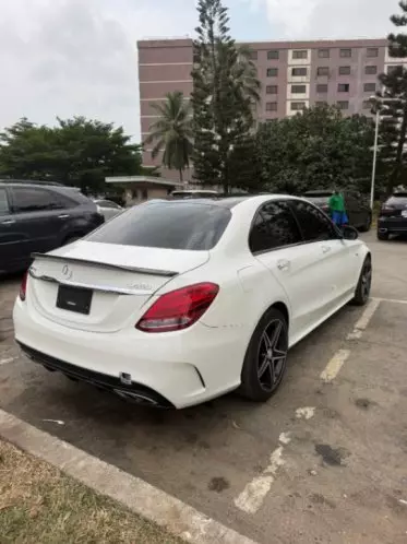 Mercedes-Benz C 450 AMG